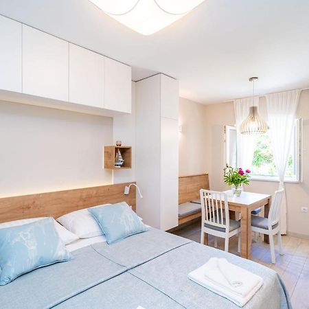 Studio Apartment Lapad Dubrovnik Exterior photo
